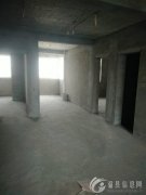 急售龙湖庄苑现房一套(前东南王附近)，步梯六楼毛坯，121.