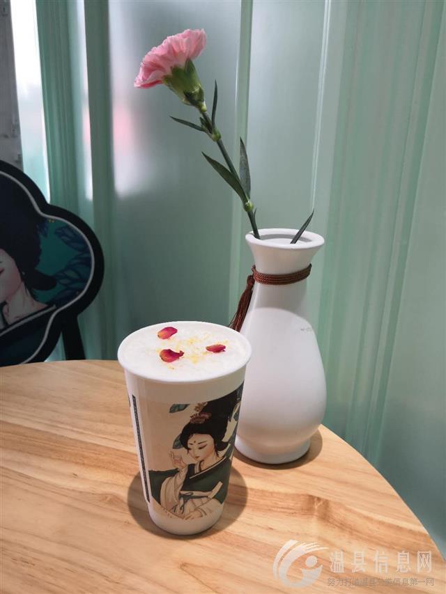 温县茶隐娘饮品店招揽2名女性小伙伴，每月休息4天，月薪200