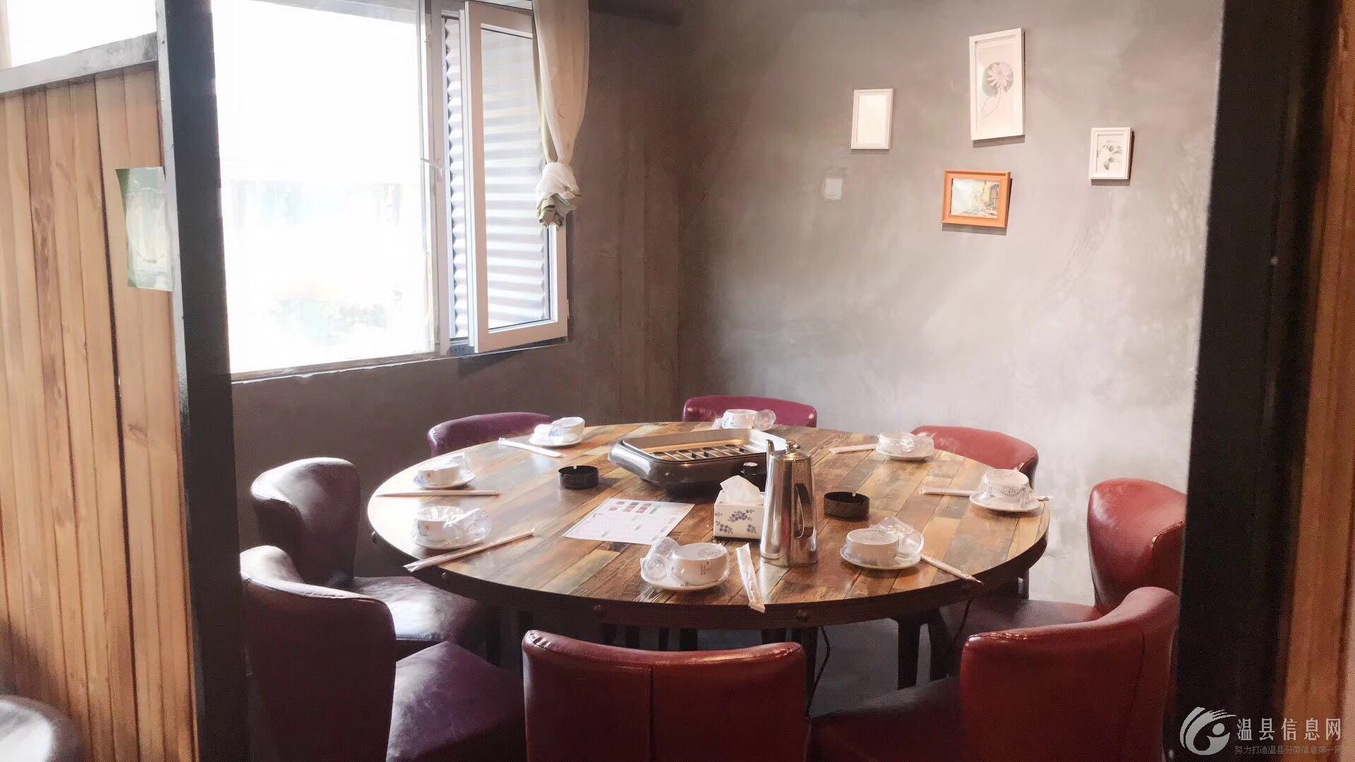 本饭店因业务需要:现招数名服务员 有经验者优先