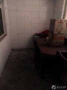 出售，三室一厅，100多平方，二手房外表有点旧（介意的勿扰）