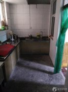 出售，三室一厅，100多平方，二手房外表有点旧（介意的勿扰）